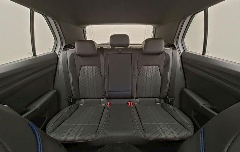 Volkswagen Golf 8.5 2.0 TDI 150 CV DSG SCR R-Line 8.5 Black Style Matrix Led Harman Kardon