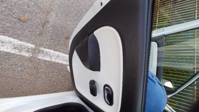 RENAULT Twingo SCe Lovely