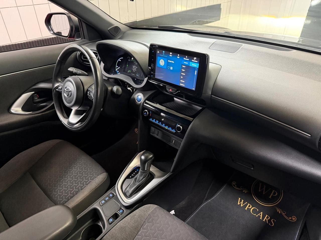 Toyota Yaris Cross 1.5 Hybrid 5p. E-CVT AWD-i Trend