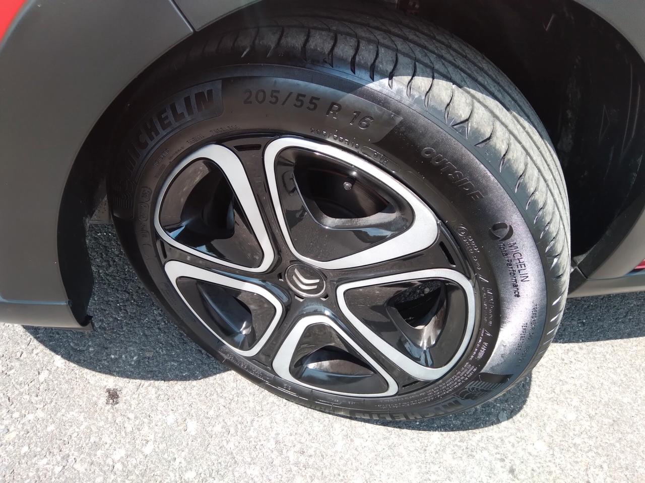 Citroen C3 PureTech 83 S&S Shine x neopatentati