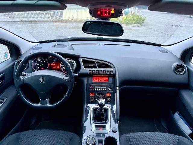 PEUGEOT 3008 1.6 HDi 112CV Allure