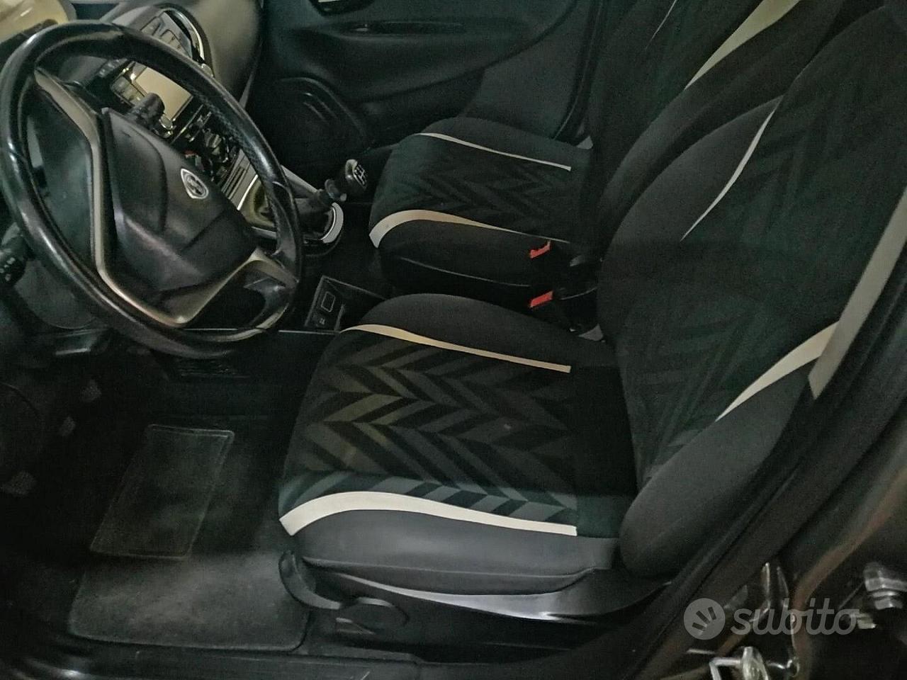 Lancia Ypsilon 1.2 69 cv Ecoshic Gpl Gold Ok Neop.