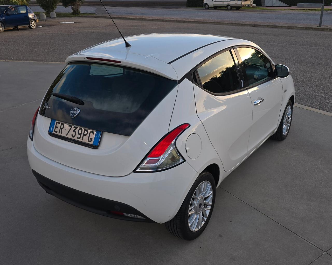 Lancia Ypsilon 1.3 MJT 16V 95 CV 5 porte S&S Platinum