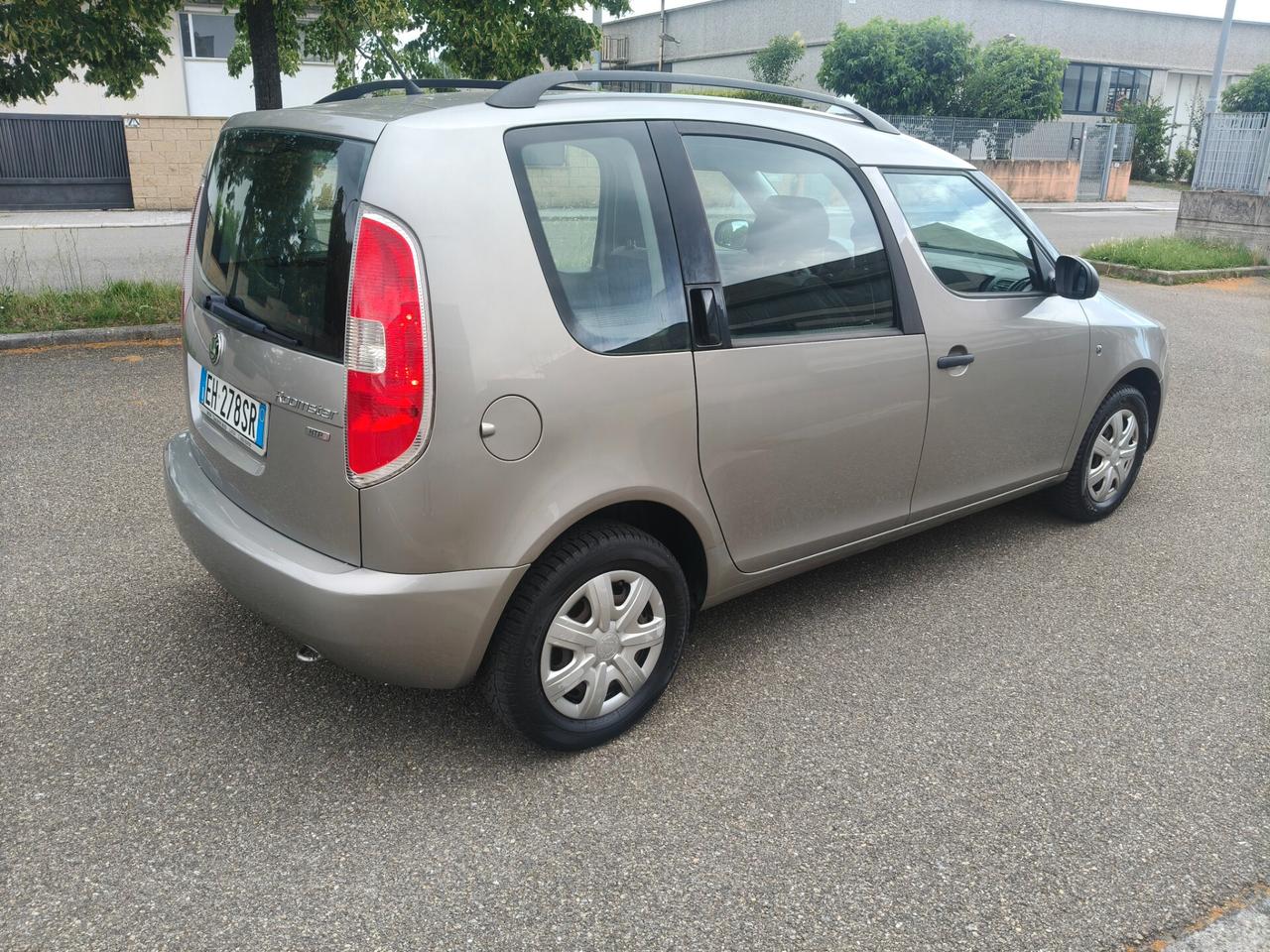 Skoda Roomster 1.2 SOLAMENTE 73.000 KM