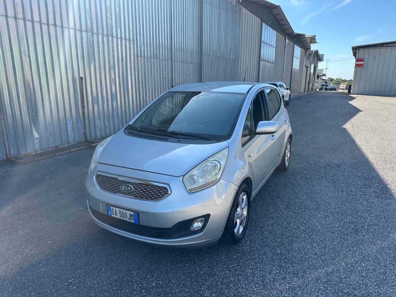 Kia Venga 1.4 CVVT EX SOLO 90.000 KM
