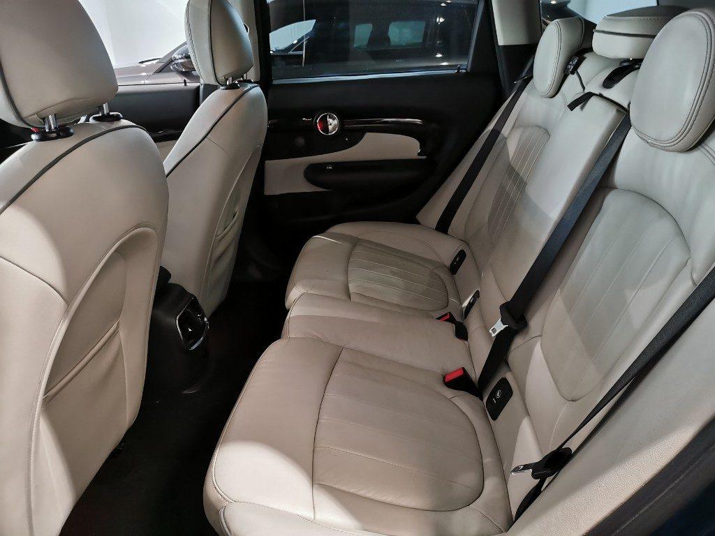 MINI Mini Clubman (F54) Mini 2.0 Cooper D Busi...