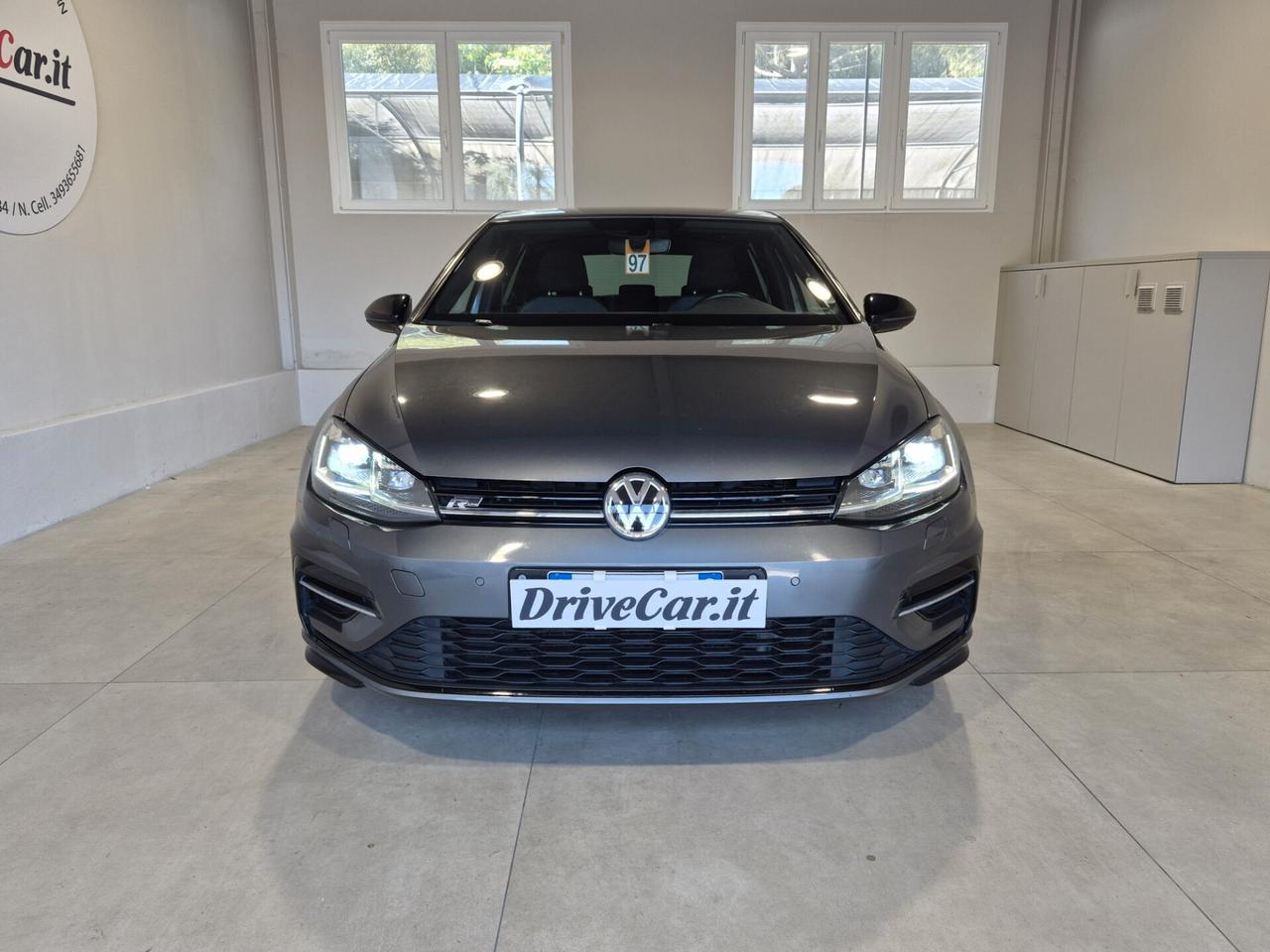 Volkswagen Golf 1.5 TFSI 150CV DSG *R-LINE* LED APPLE CARPLAY ANDROID AUTO RETROCAM. LAVAFARI VETRI PRIVACY