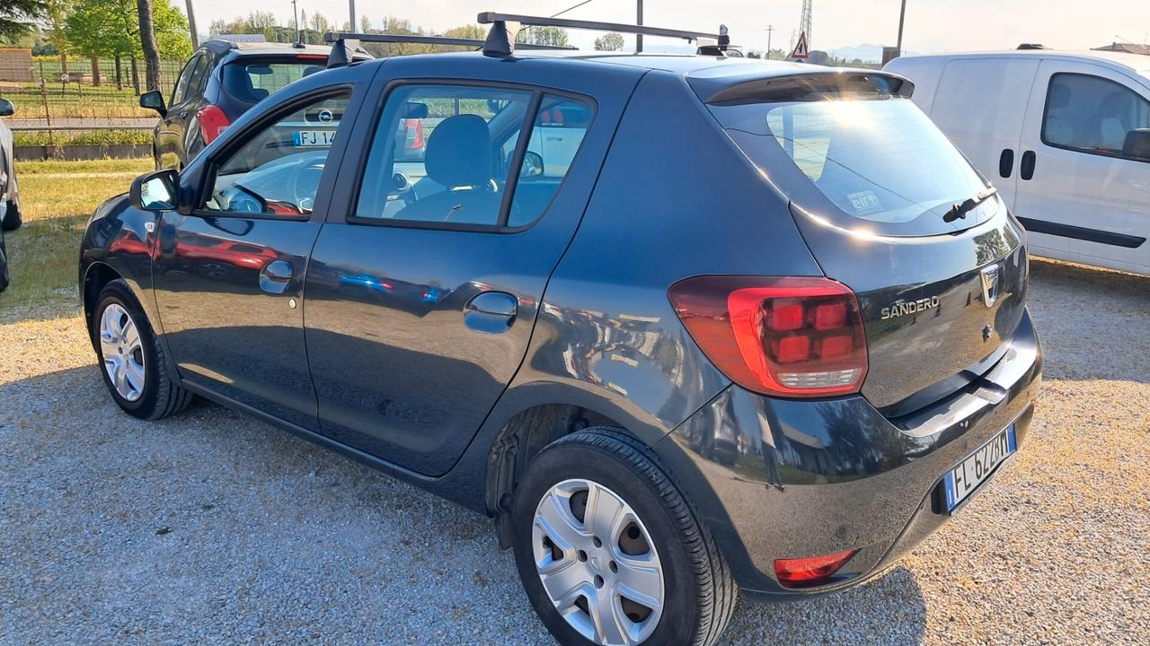 Dacia Sandero 1.5 dCi 8V 75CV Start&Stop Lauréate
