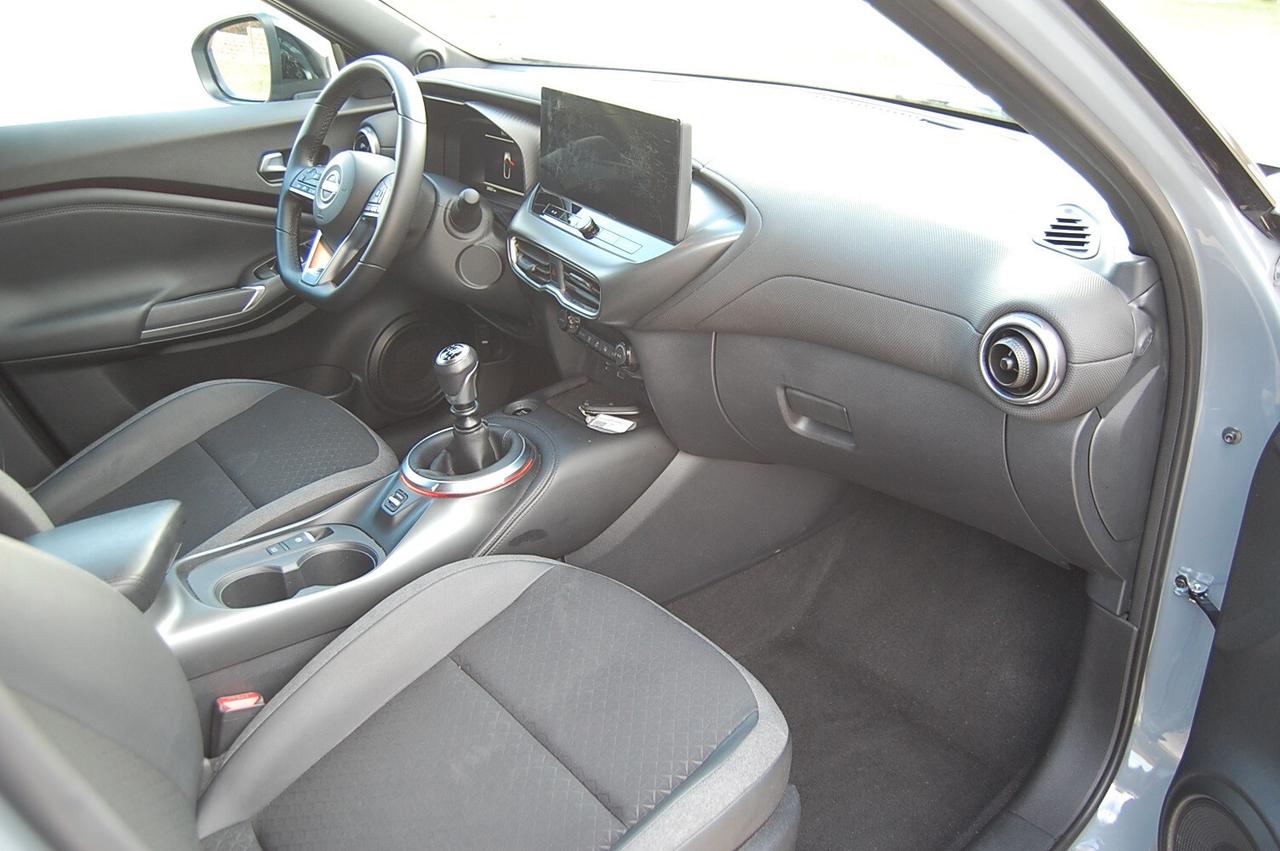 Nissan Juke 1.0 DIG-T 114 CV N-Connecta