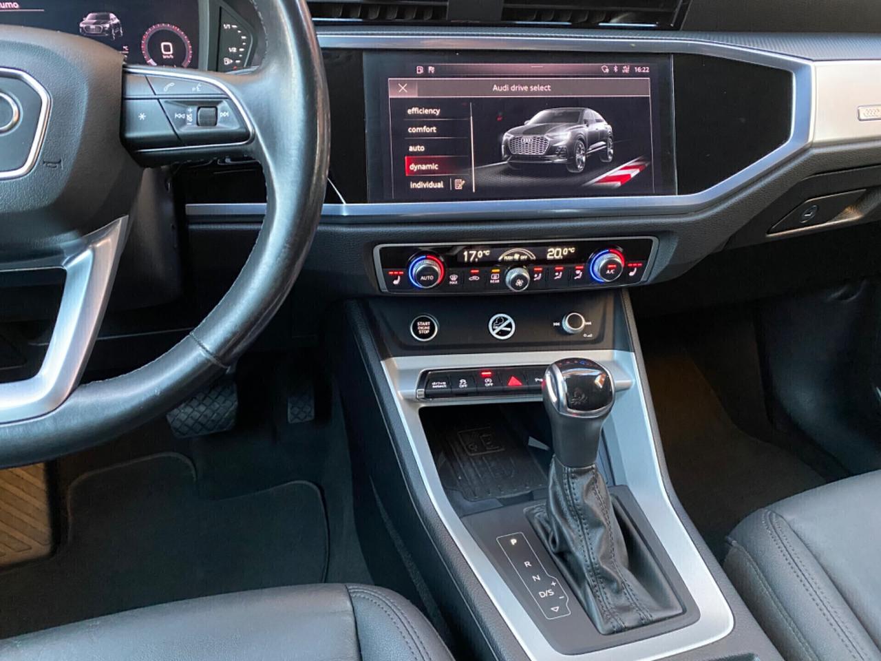 Audi Q3 Sport back 2.0 Diesel