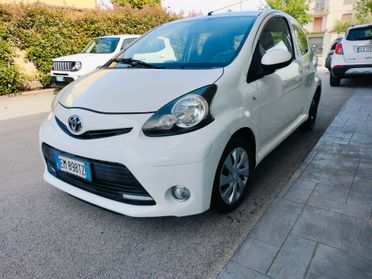 Toyota Aygo 1.0 12V VVT-i 3 porte Lounge
