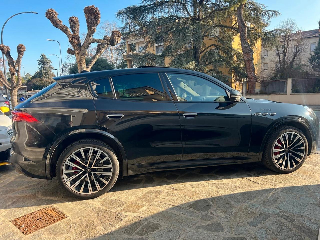 MASERATI GRECALE MHEV 330cv AWD MODENA