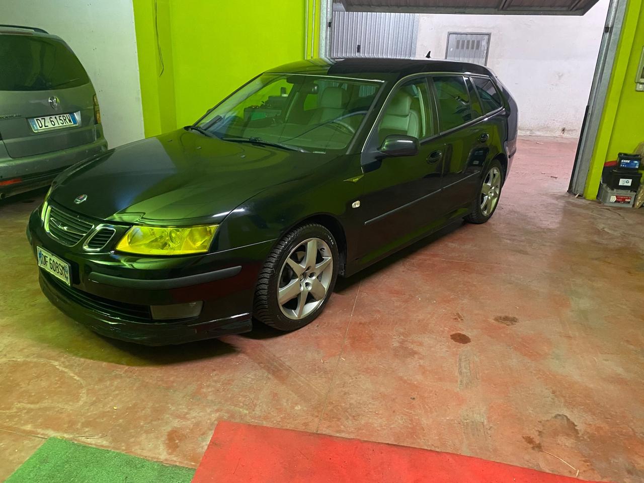 Saab 9-3 SportHatch 1.9 TiD DPF Vector