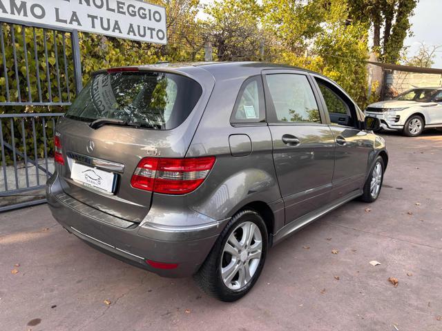 MERCEDES-BENZ B 180 CDI Premium
