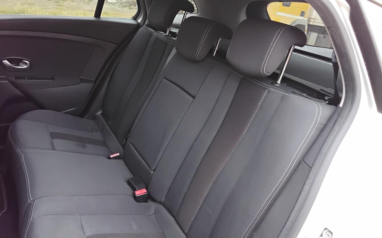 Renault Megane Mégane 1.5 dCi 110CV SporTour Confort