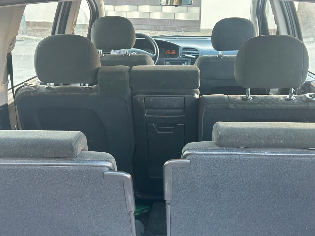 Opel Zafira 2.0 16V DTI cat Fashion Line