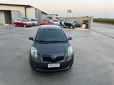 Toyota Yaris 1.3 5 porte Navi