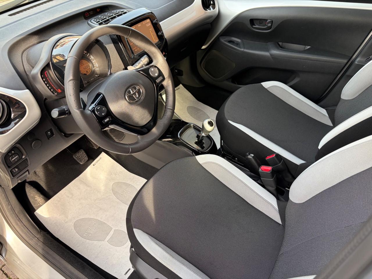 Toyota Aygo 1.0 VVT-i 5 porte - VENDUTA IL 26.1.2026 !!