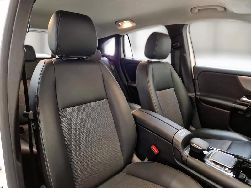 MERCEDES-BENZ GLA 200 D AUTOMATIC BUSINESS EXTRA CROSSOVER