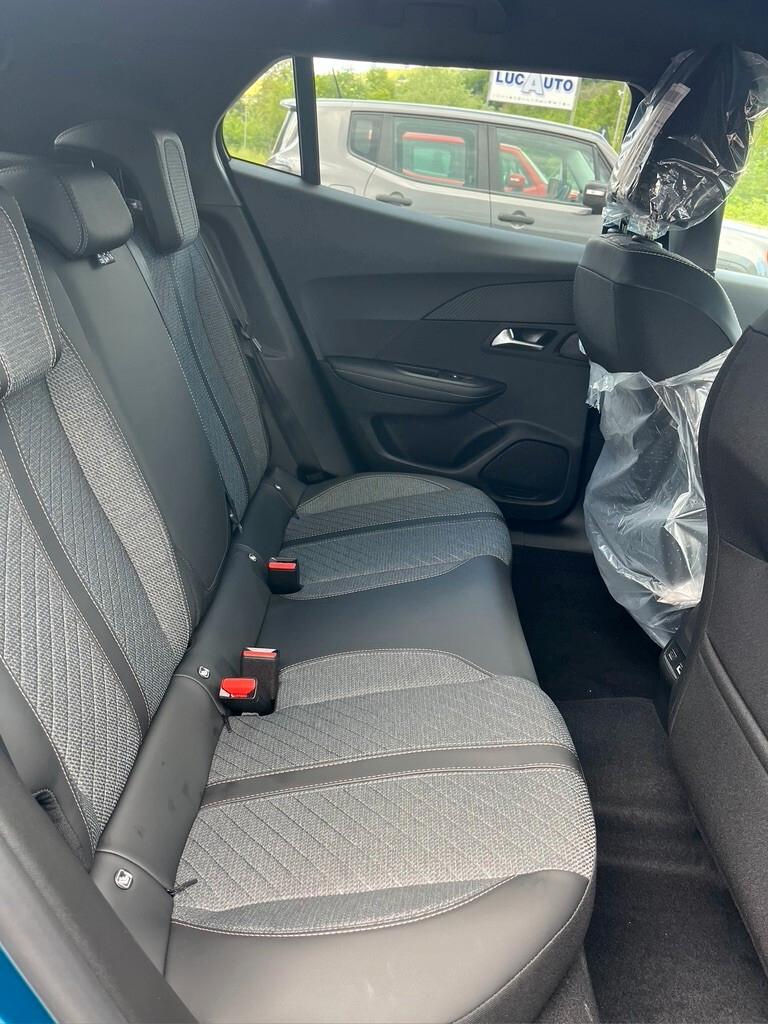 Peugeot 2008 ALLURE 100 S&S