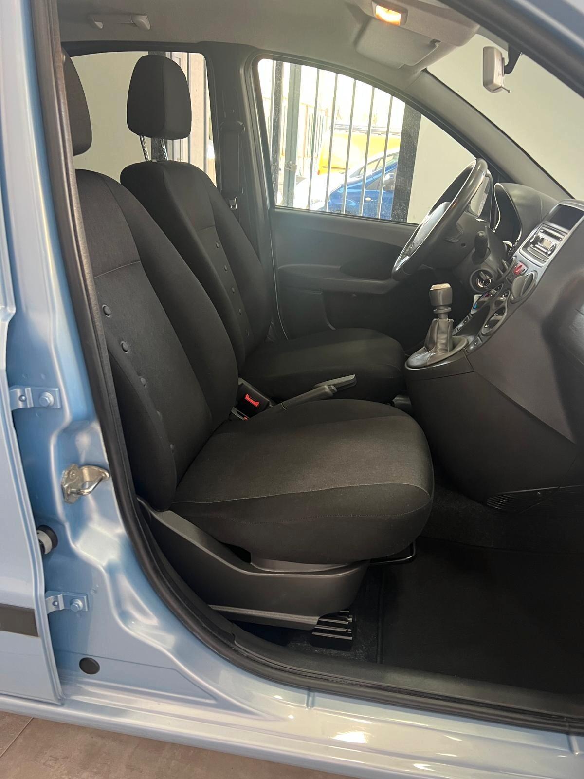 Fiat Panda 1.2 Emotion