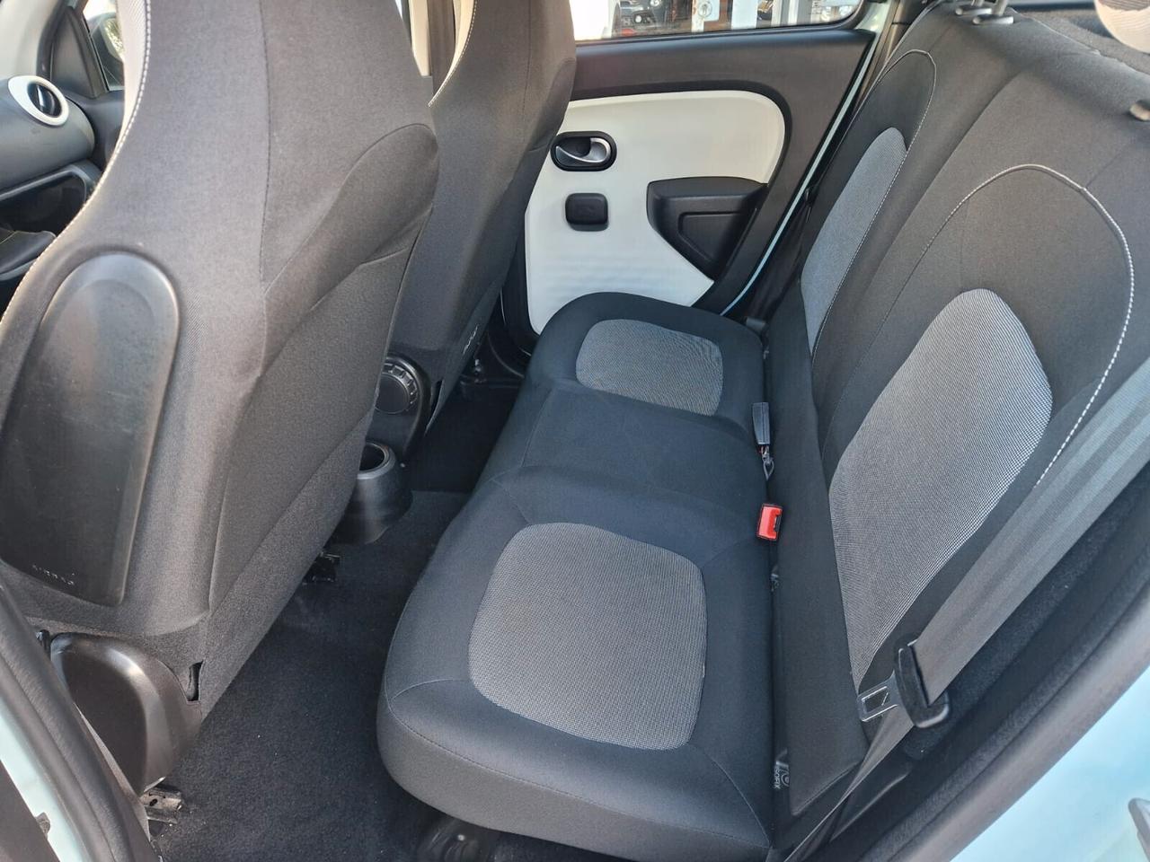 Renault Twingo SCe Lovely