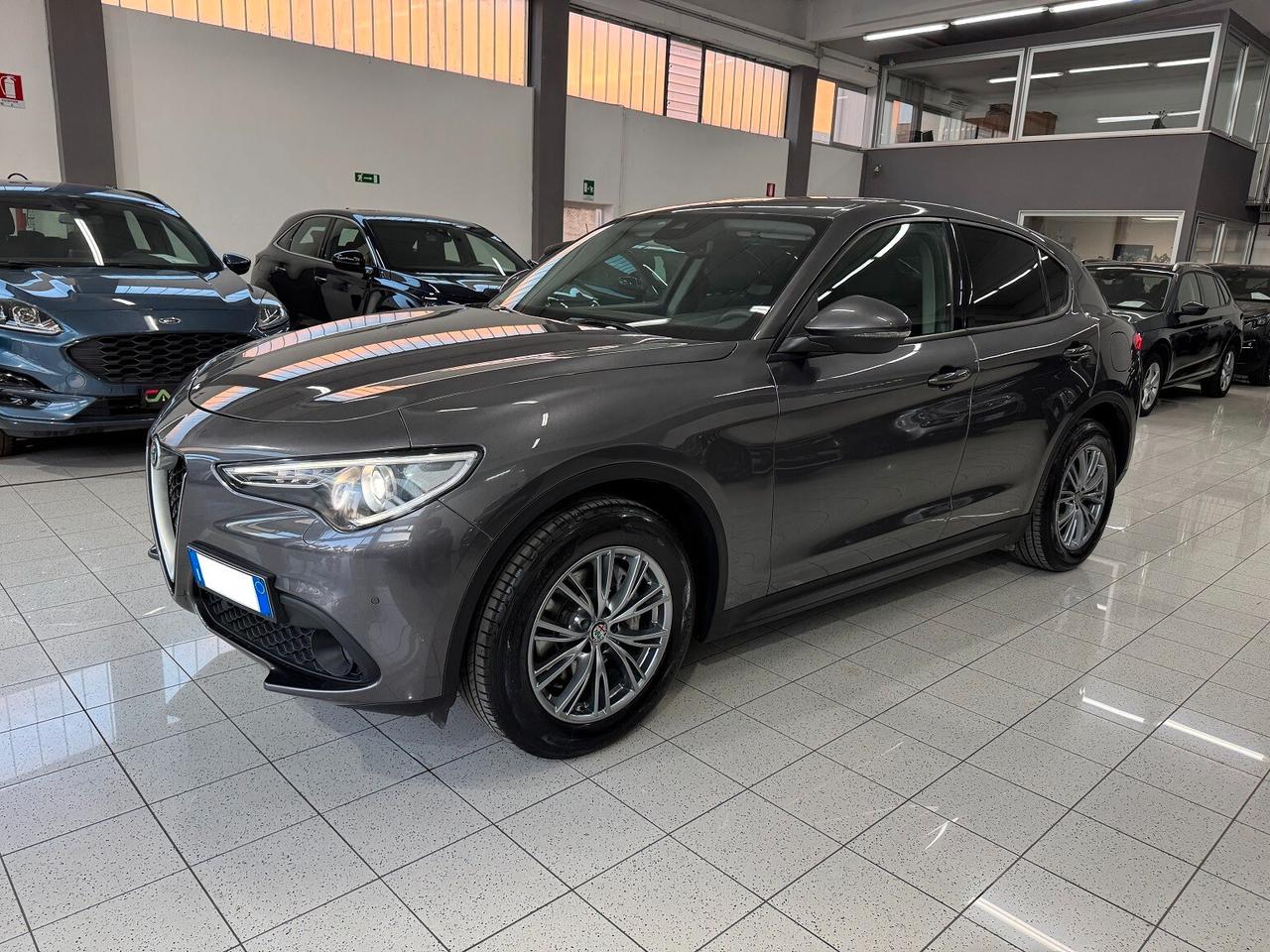 Stelvio 2.2 190CV AT8 Q4 NAVI VETRI SCURI BELLA