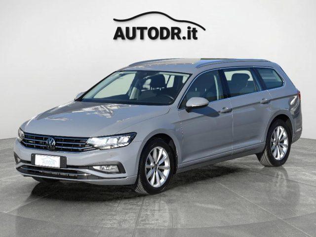 VOLKSWAGEN Passat Variant 2.0 TDI EVO DSG Business Fari LED, Navi, Ambient