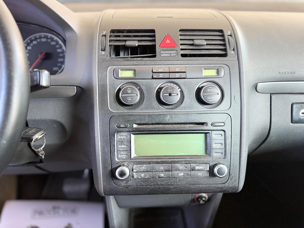 Volkswagen Touran 2.0 16V TDI DSG Highline