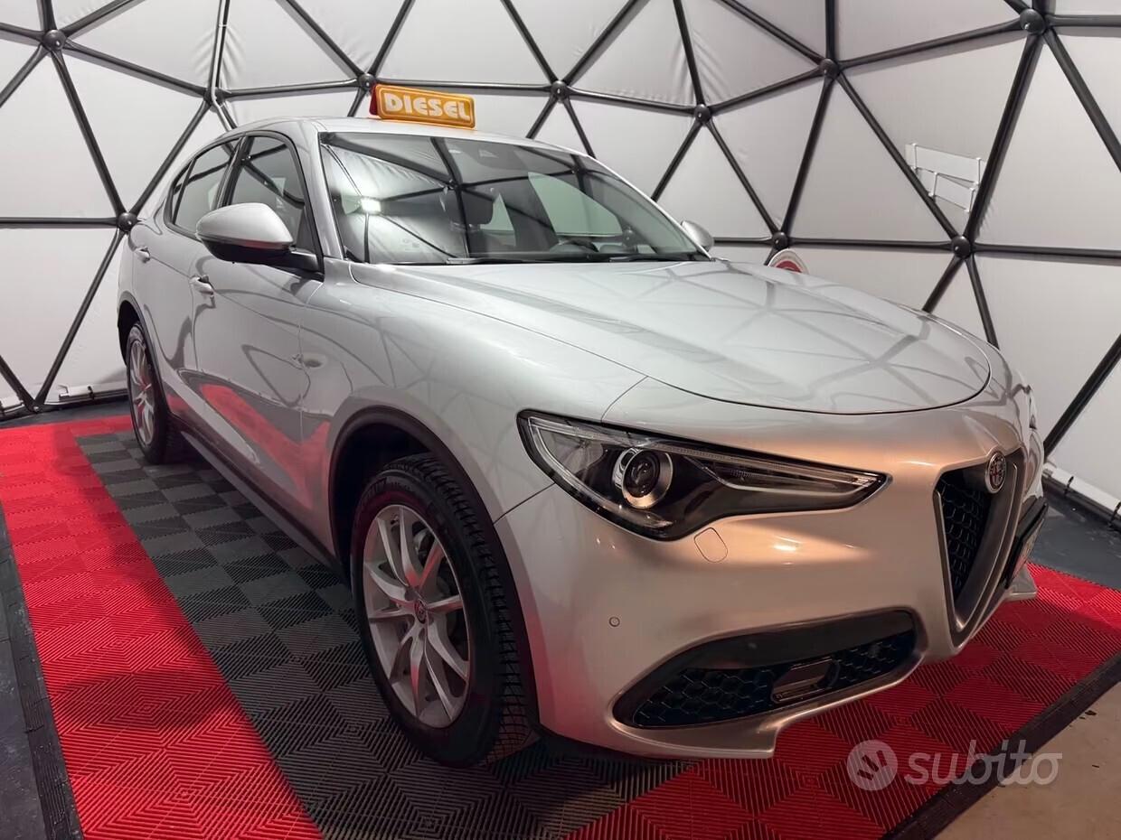 Alfa Romeo Stelvio 2.2 Turbodiesel 210 CV AT8 Q4 Business