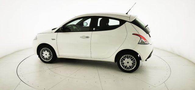 LANCIA Ypsilon 1.2 69 CV 5 porte GPL Ecochic Silver
