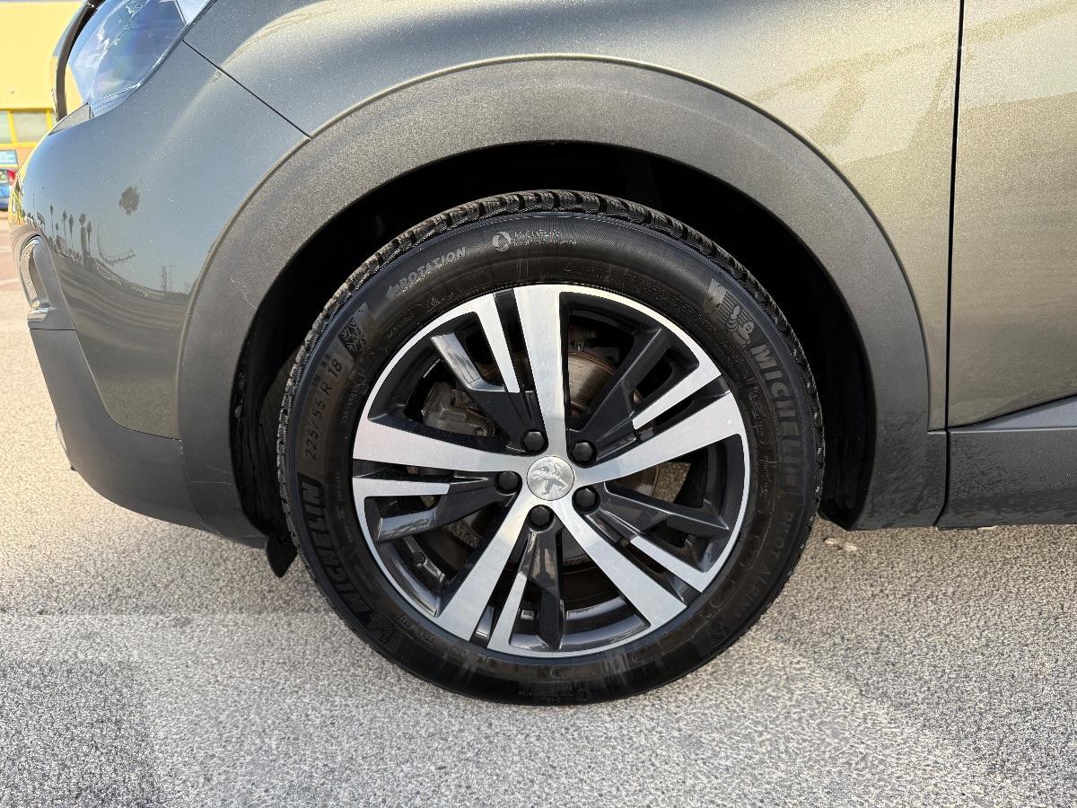PEUGEOT - 3008 - BlueHDi 130 S&S Active Pack; Navi; Telecamera 360 °