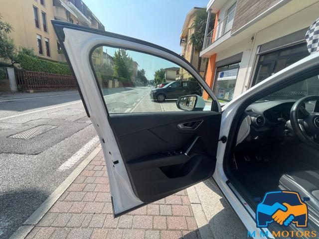 AUDI Q2 1.6 TDI manuale con garanzia