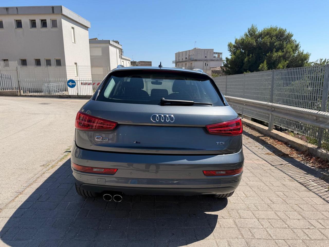 Audi Q3 2.0 TDI 150 CV S tronic Sport