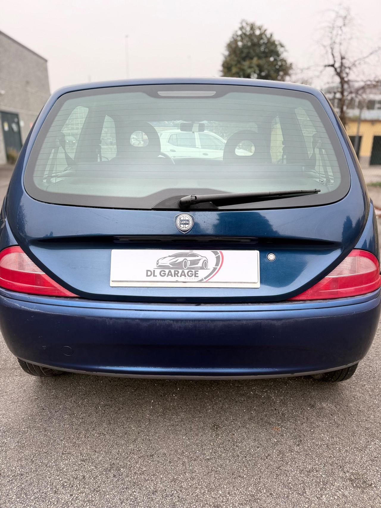 Lancia Y 1.2i cat LS