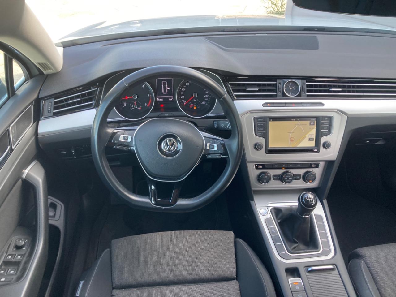 Volkswagen Passat Variant 1.6 TDI Business FINANZIABILE