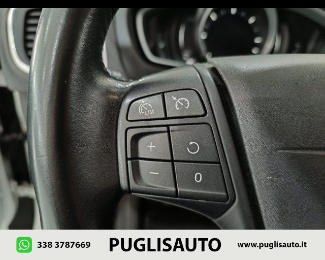 VOLVO V40 D2 Kinetic