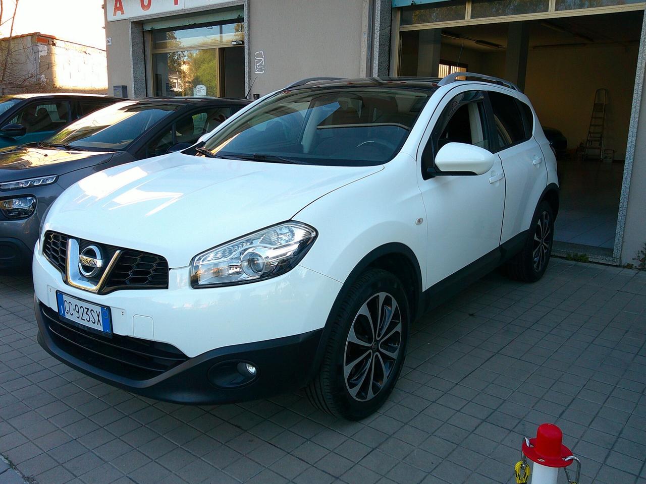 Nissan Qashqai 1.5 dCi DPF Tekna