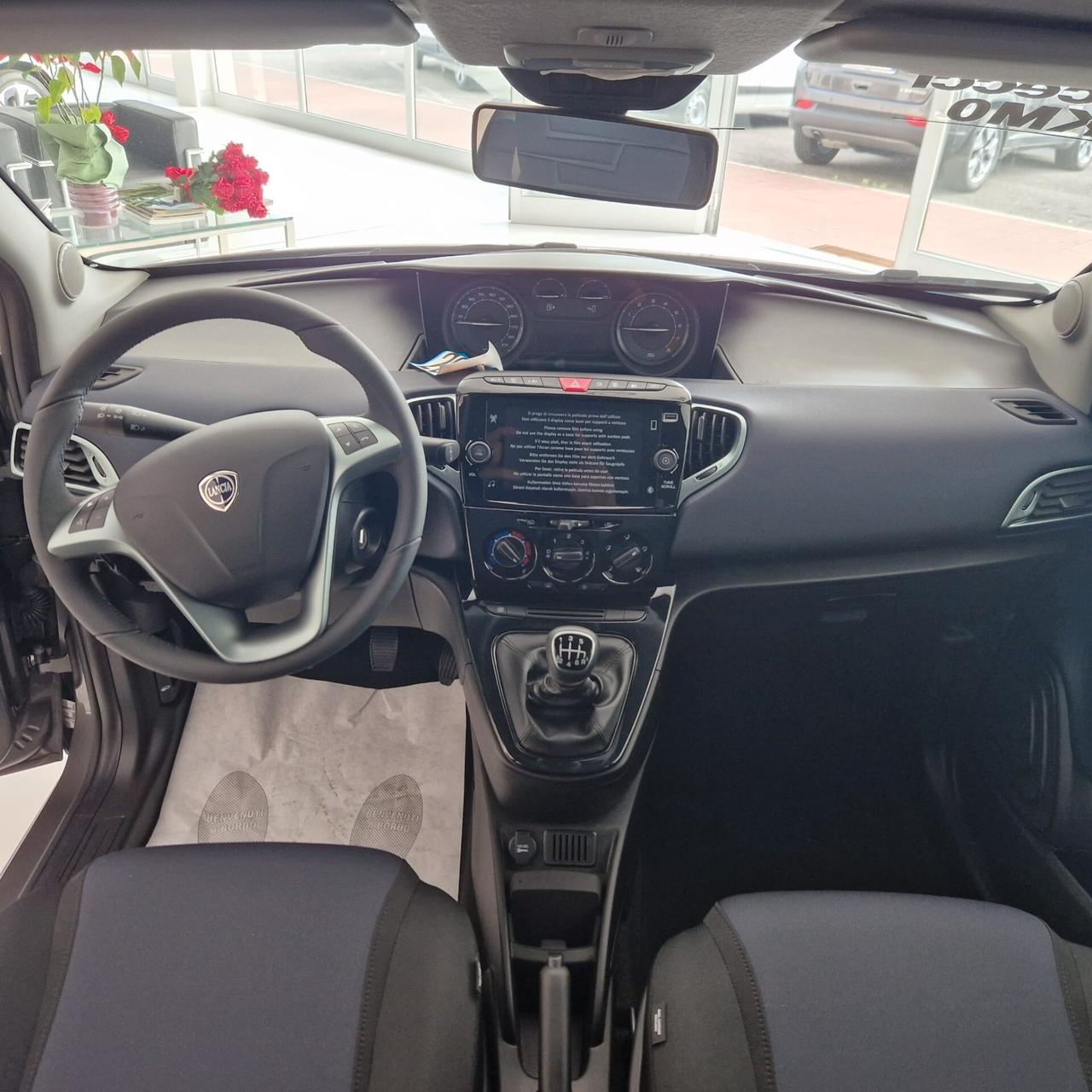 Lancia Ypsilon 1.0 FireFly 5 porte S&S Hybrid Platino