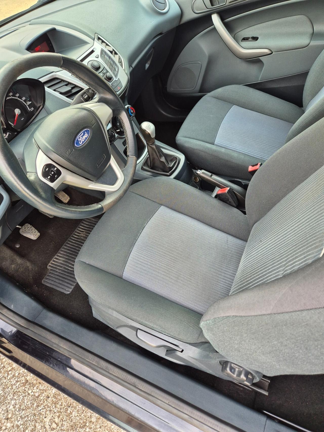 Ford Fiesta 1.4 TDCi 70CV 3 porte