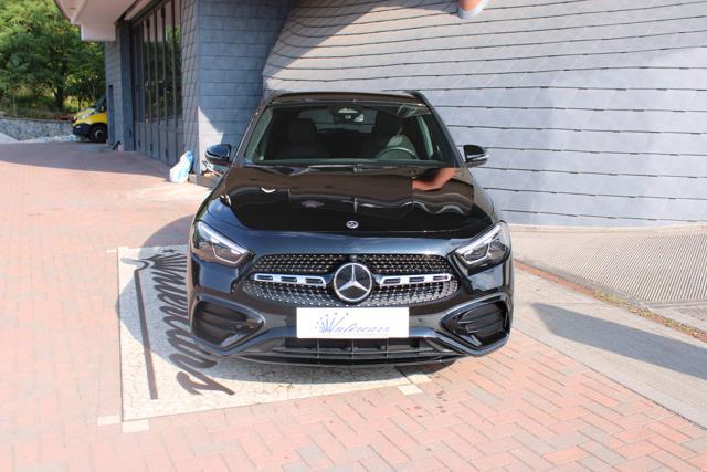 MERCEDES-BENZ GLA 220 d Automatic 4Matic AMG Premium GANCIO-MULTIBEAM