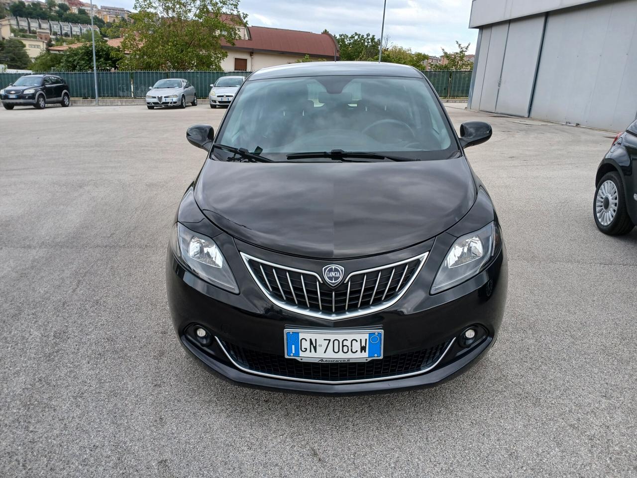 Lancia Ypsilon 1.0 HYBRID GOLD 2023