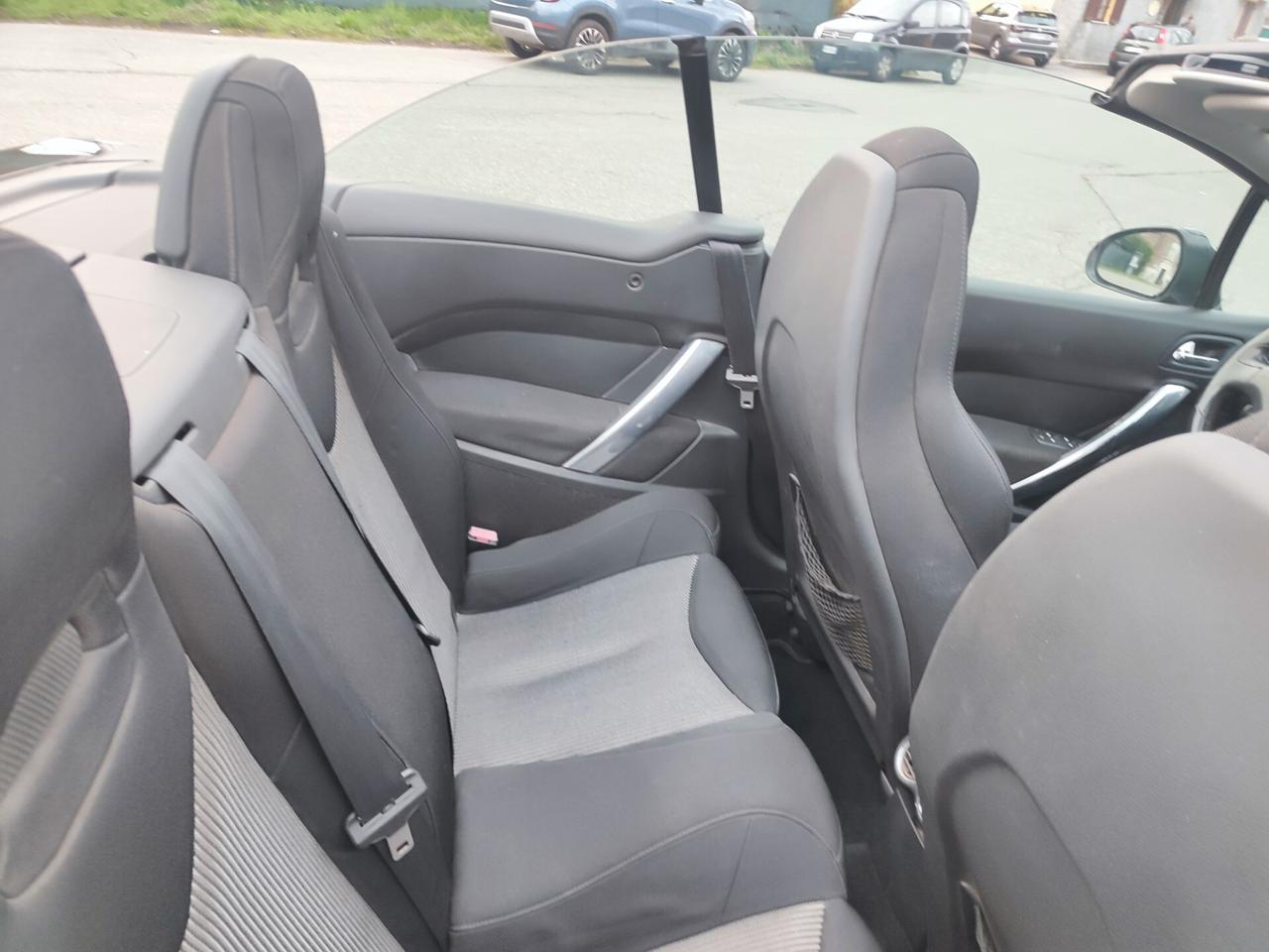 Peugeot 308 2.0 HDi Cabrio