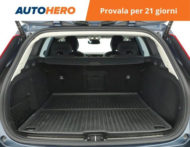 VOLVO V60 B4 (d) automatico Plus Dark