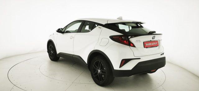 TOYOTA C-HR 1.8 Hybrid E-CVT Business