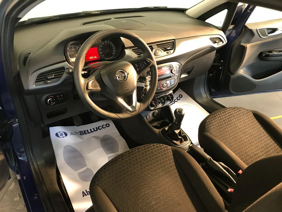 OPEL Corsa 1.2 Coupé