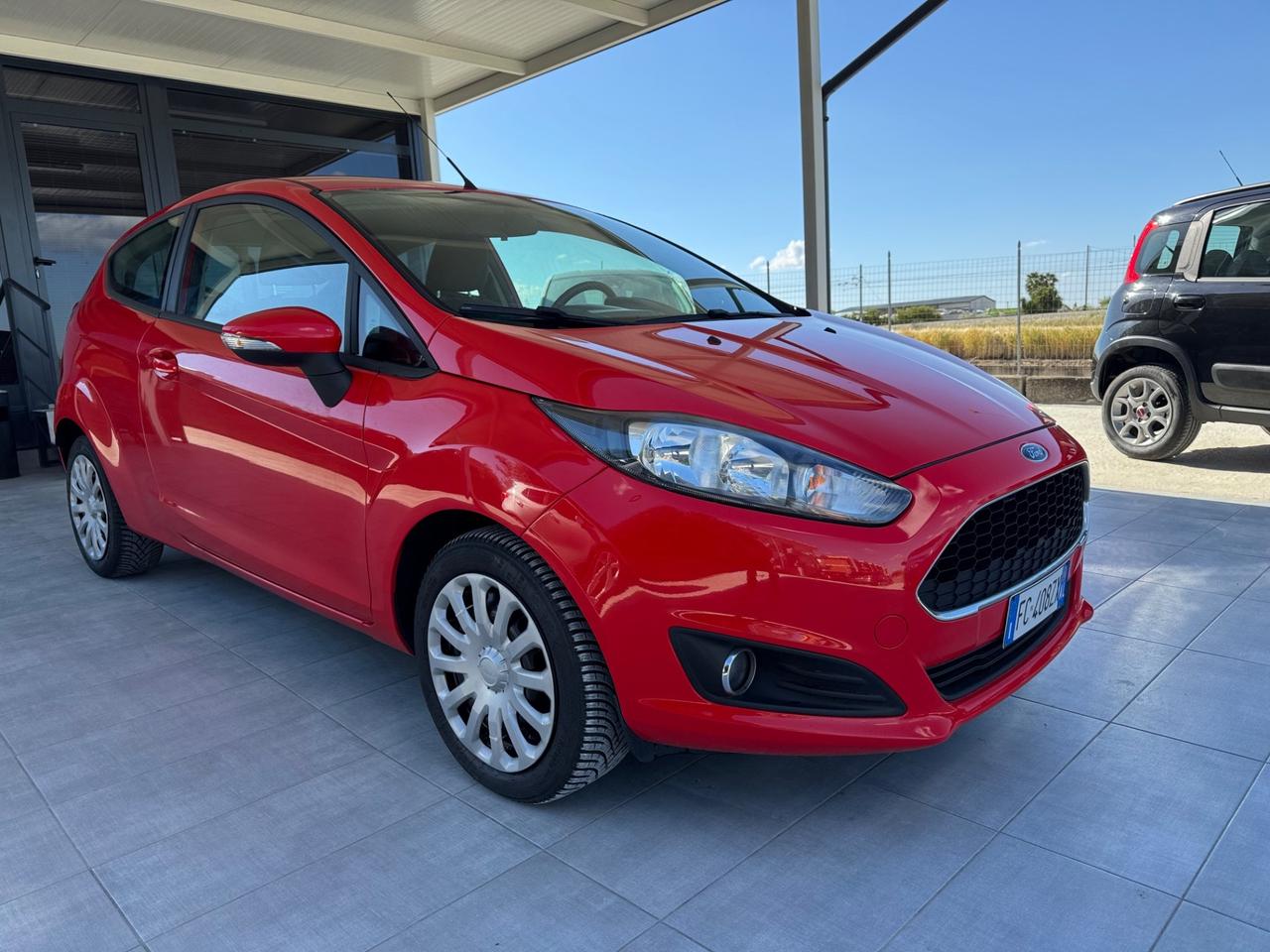 Ford Fiesta 1.5 TDCi 75CV 3 porte Black & White Edition