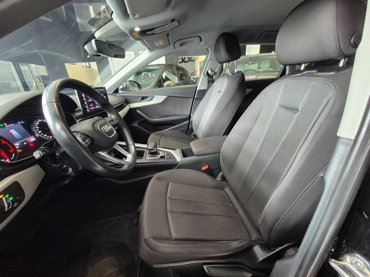 Audi A4 30 TDI/136 CV S tronic Business Advanced