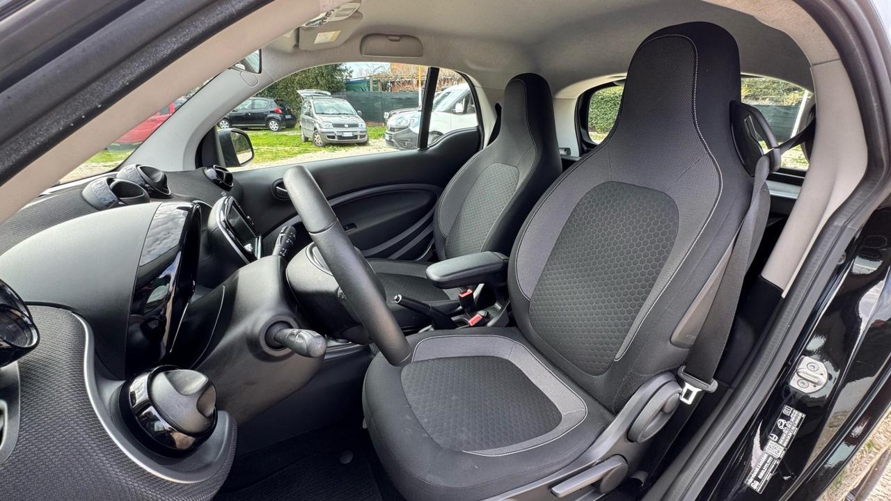 Smart ForTwo EQ Berlin Black Passion