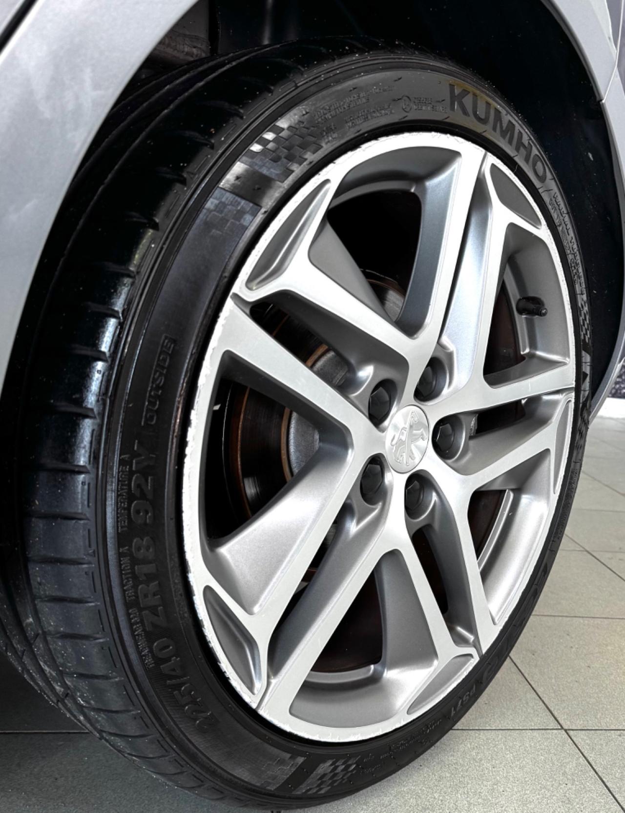 Peugeot 308 PureTech Turbo 130 CV FINANZIABILE SENZA ANTICIPO